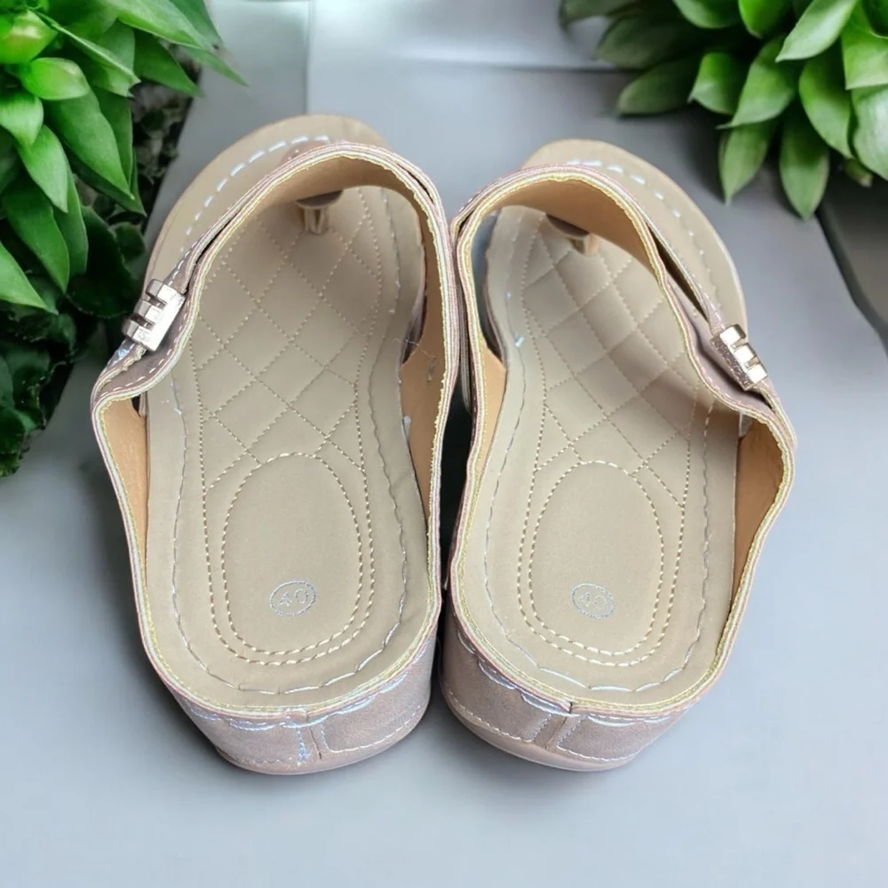 Woman’s size (40) wedge sandals brown & pink vegan leather NWOT